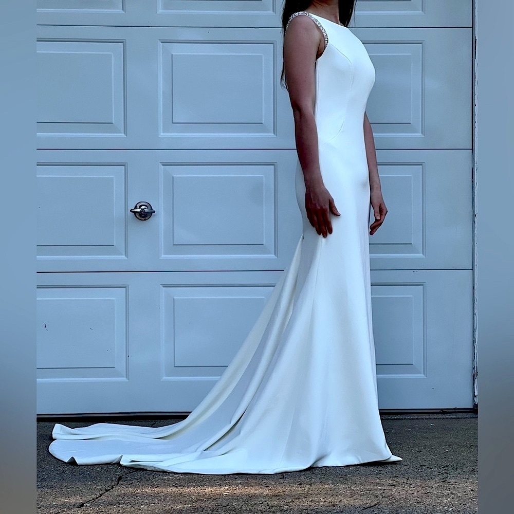 MAGGIE SOTTERO WEDDING DRESS SIZE M EVANGELINA